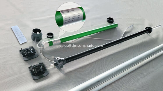 Vendas Quentes Motorizadas Zíper à Prova de Vento para Pátio e Varanda Cortina Rolo com Levantamento Auxiliar Manual