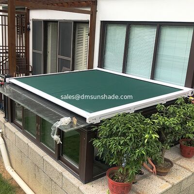 Área exterior Cinturão de telhado de vidro retrátil Cortina de sombra de sol, UV-Block Cortinas de jardim de infância isoladas pelo calor, cobertura de sombra de sol à prova d'água para sala de vidro Patio Terraço Canopy Roof Shading